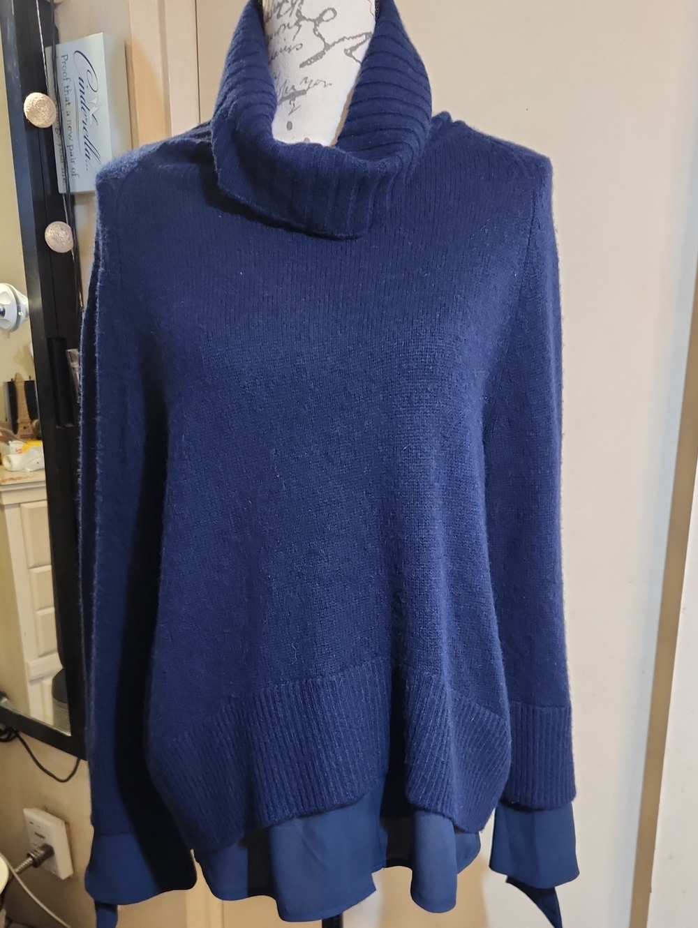 Brochu Walker☆ Tie Sleeve Looker Sweater - Picture 4 of 10